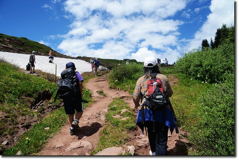 Hike to Shrine Mountain 7