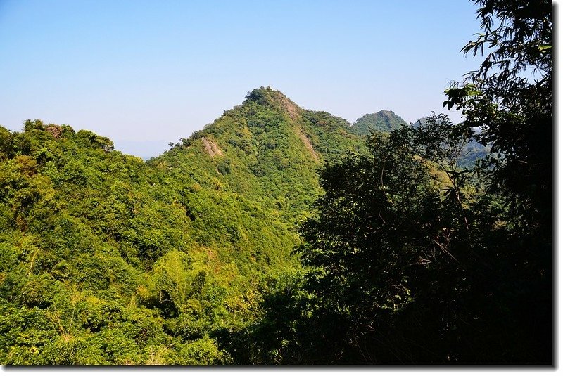 回望旗尾山