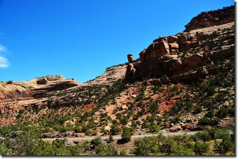 Balanced Rock 3