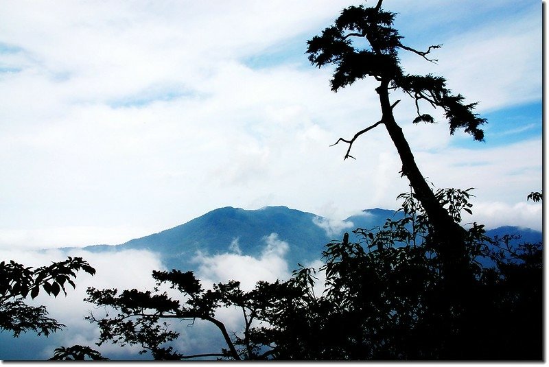 南插天、盧培山(From 夫山山腰)