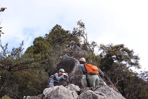 【鳶嘴山】鳶嘴山，全台知名危岩聳壁地形，挑戰驚險峭壁攀岩，走