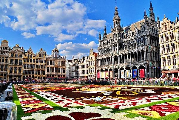 grand-place-g11c81d8c1_1280