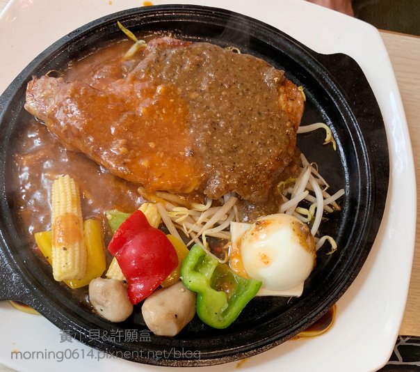 黃小貝＆旅遊手札  台北美食❖巴菲廚房 ✕ 西門町牛排