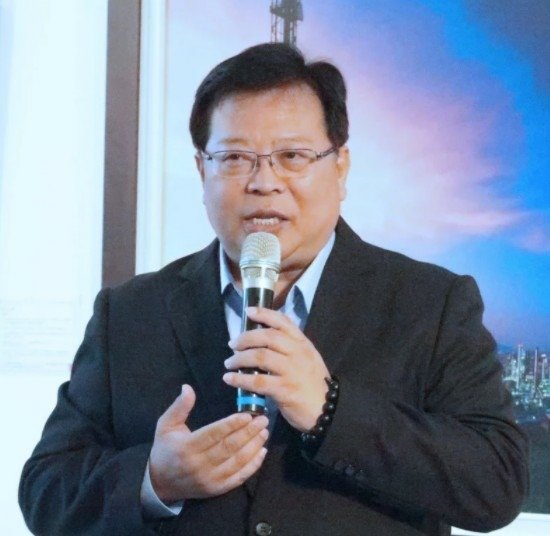中油爆貪瀆弊案，煉製事業部執行長徐漢辦公室被搜出新台幣270