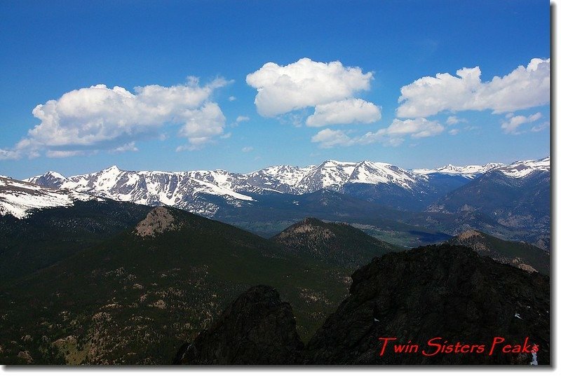 Twin Sister Peaks山頂遠眺落磯山脈