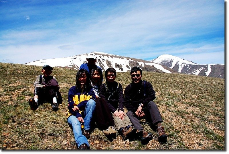 Take a rest on Top of the knoll on trail 208(H 12,214 ft.) 2