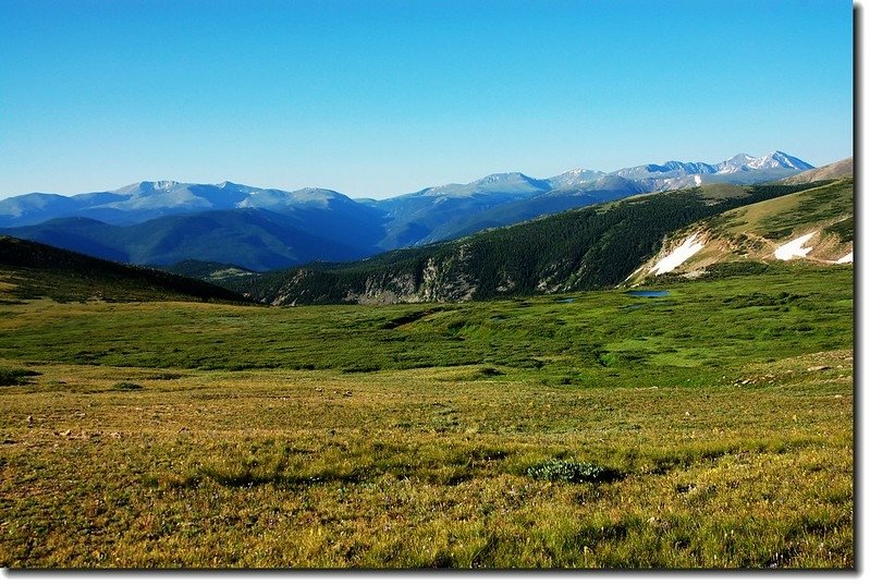 Mount Evans to Torreys Peak crest line from James&apos; slope 4