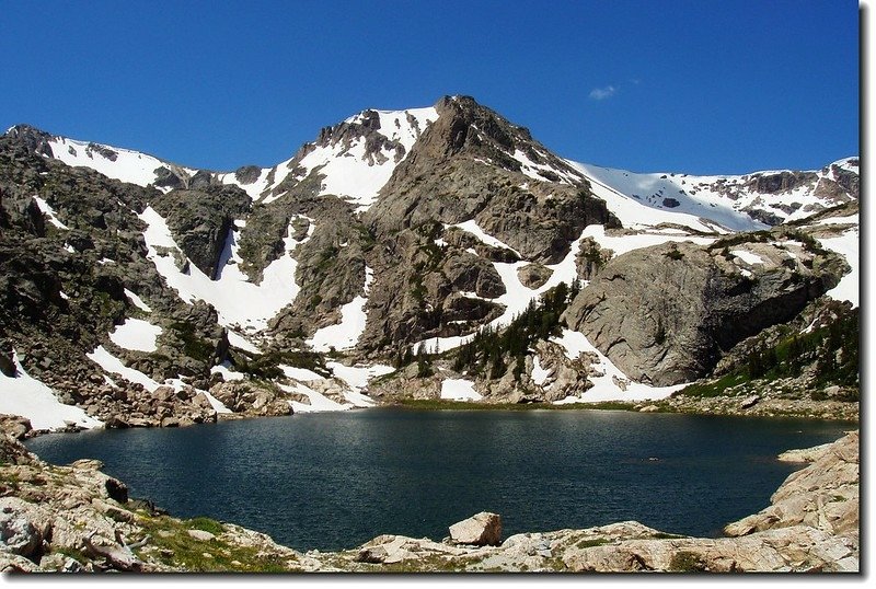 Bluebird Lake with Ouzel Peak behind 1