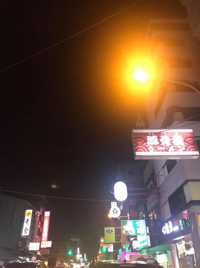 夜市.jpg