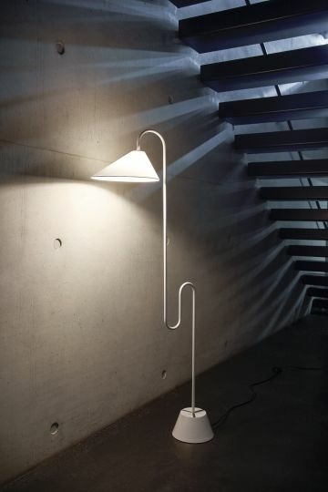 ClassiCon-roattino-floor-lamp-white-stairs-light-on-photo-hassos-35ee850f