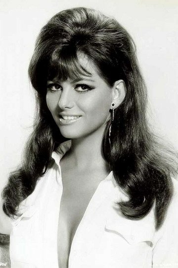 Claudia-Cardinale-527.jpg