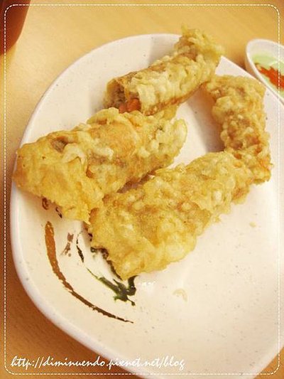 新菜色鮭魚捲一份兩條45元