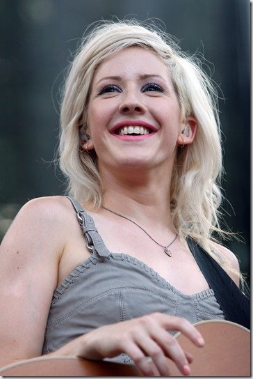 ellie-goulding-2000x3000-wallpaper-1617594