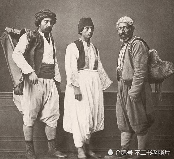 巴爾幹半島歐洲火藥庫/奧斯曼高舉著「勝利之劍」東征西掠，一舉
