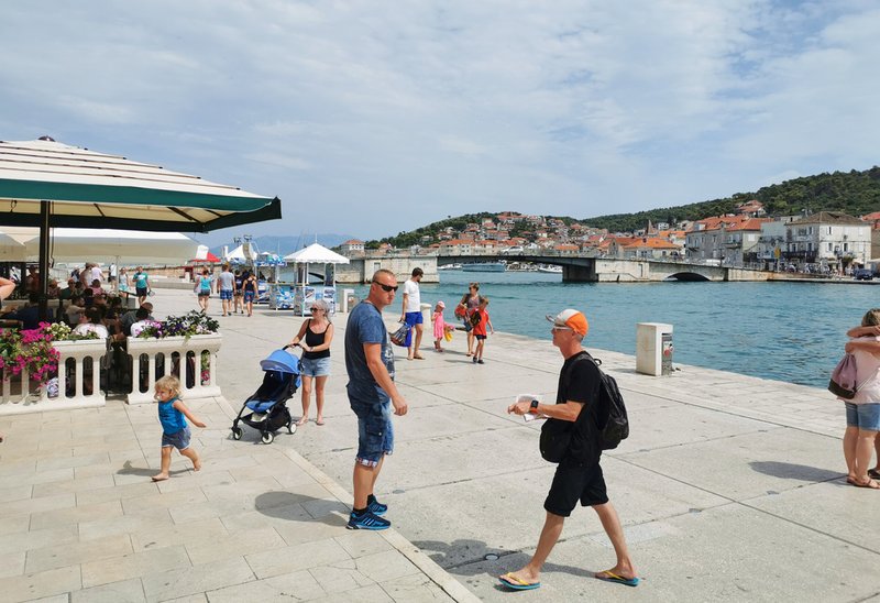 20190808_03 Trogir 古城 170s.jpg