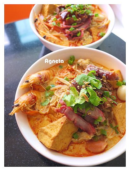 combination laksa