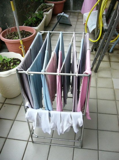 DIY〉超簡易晾毛巾架．框架與繩