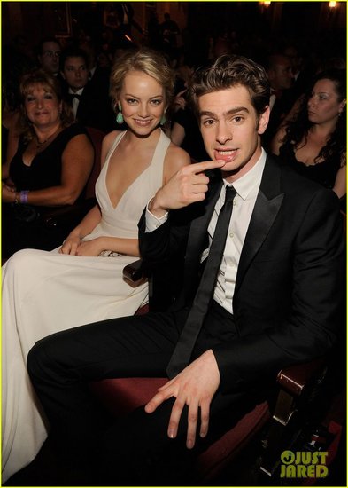 emma-stone-tony-awards-2012-with-andrew-garfield-05