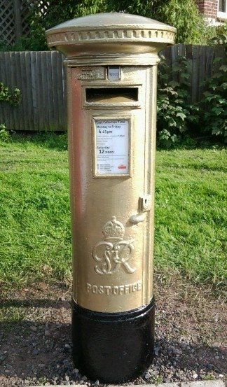 Gold_post_box,_Arleston_Lane