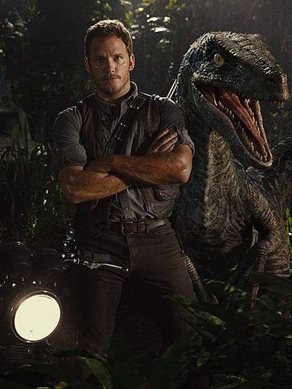 chris-pratt-and-his-raptor-friend-for-jurassic-world.jpg