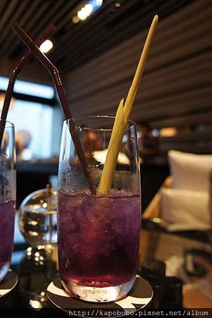 會變色的迎賓飲料.JPG
