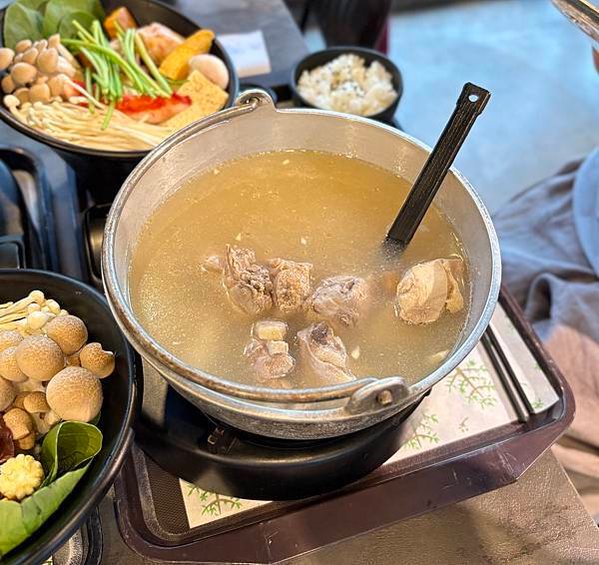 [台南楠西美食] 龜丹六二溫泉山房餐廳