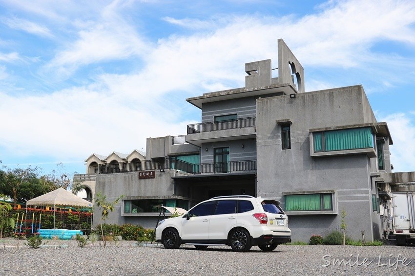 ▌宜蘭親子民宿▌冬山住宿「慕哲清居」溜滑梯、沙池、彈跳床、泡湯池