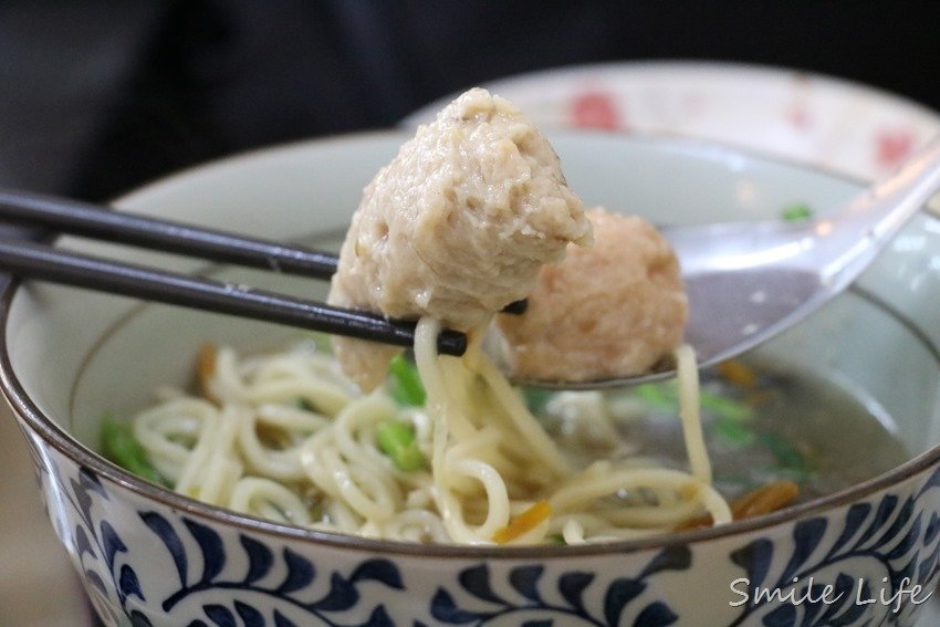 ▌宜蘭礁溪美食▌台灣小吃百大名點。在地人推薦必吃「礁溪八寶冬粉」