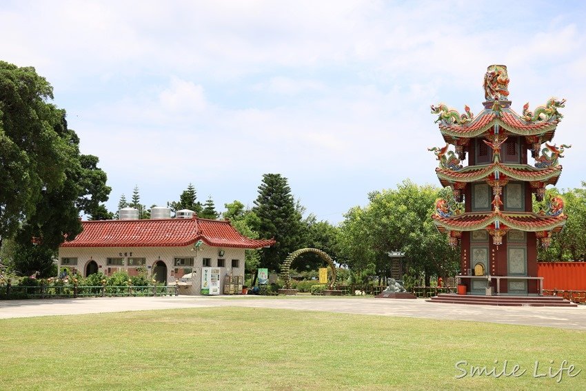 ▌台南景點▌佳福寺超長滾輪型溜滑梯。免門票，可野餐、烤肉，還有兒童小樂園