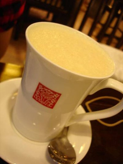 Rita點的熱茉香奶茶，非附餐飲料的話可以折抵30元，折抵後45元