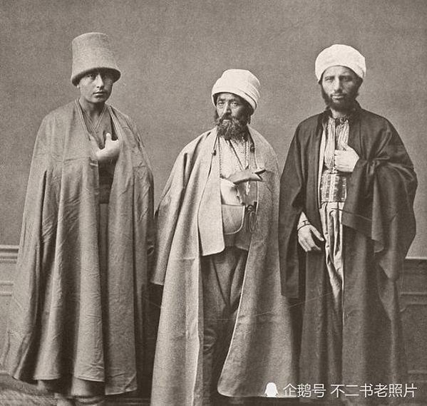 巴爾幹半島歐洲火藥庫/奧斯曼高舉著「勝利之劍」東征西掠，一舉