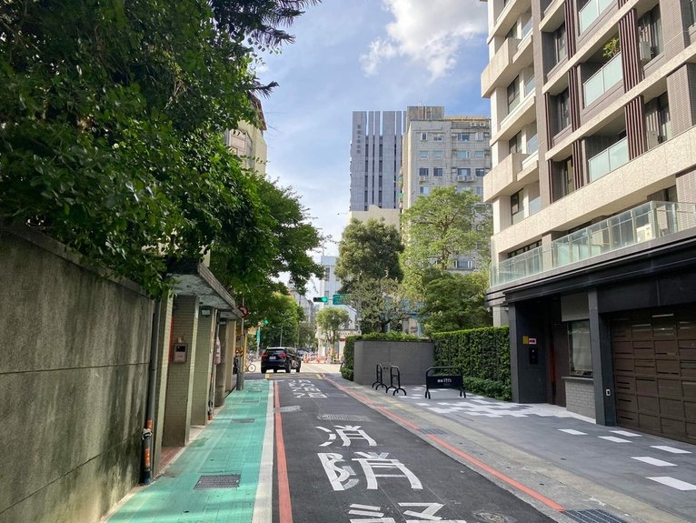 霧裡薛圳第二支線（一）溫州和平：愚公河ｘ圳溝上的鐵皮屋ｘ消失