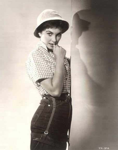 Jean-Simmons-055.jpg