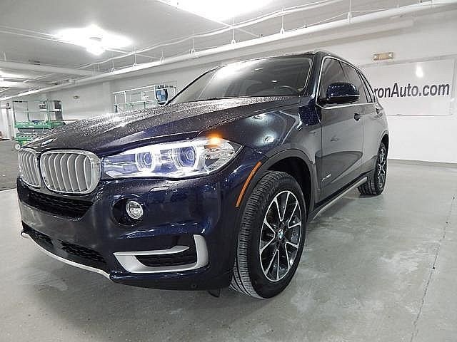 美規外匯車團購車型16 BMW X5 35ixDrive，車身外深藍內深駝色，7人座 X-Line版 4.7萬英里，$209萬