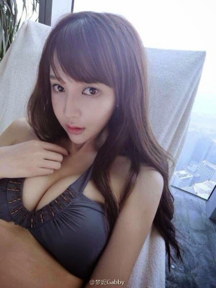 北舞校花梦妮Gabby性感写真 半小時狂飲6斤白酒輕鬆比YA 夢妮Gabby三圍 個人資料 微薄