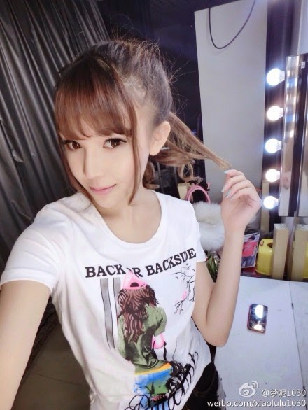 北舞校花梦妮Gabby性感写真 半小時狂飲6斤白酒輕鬆比YA 夢妮Gabby三圍 個人資料 微薄