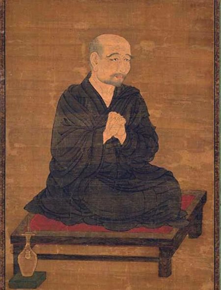 Portrait_of_Amoghavajra_14_century_National_Museum_Tokyo-450x591