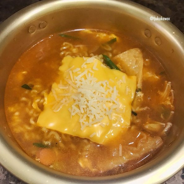 咪咪紫菜飯捲-拉麵