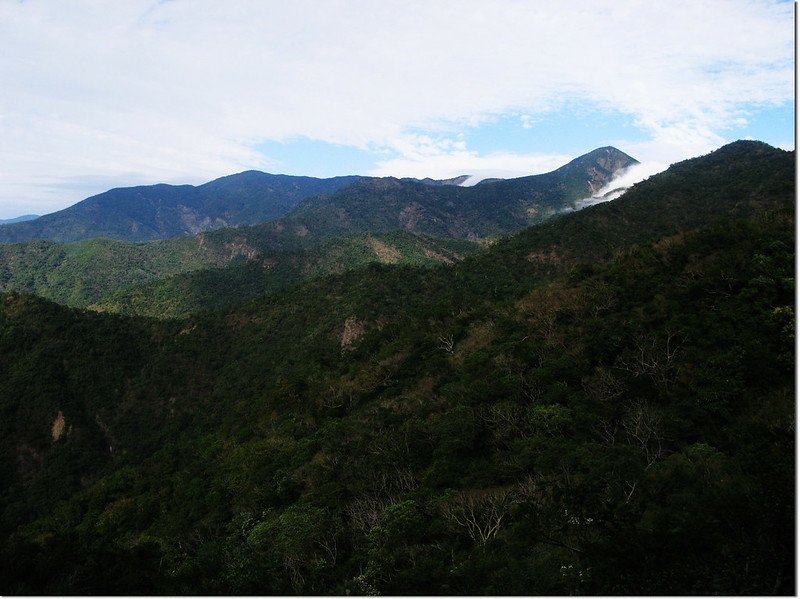 霧里乙產道東北眺南北湖呂連稜 1