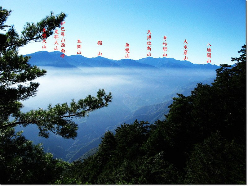 治茆山東北稜東南眺群山 3-1