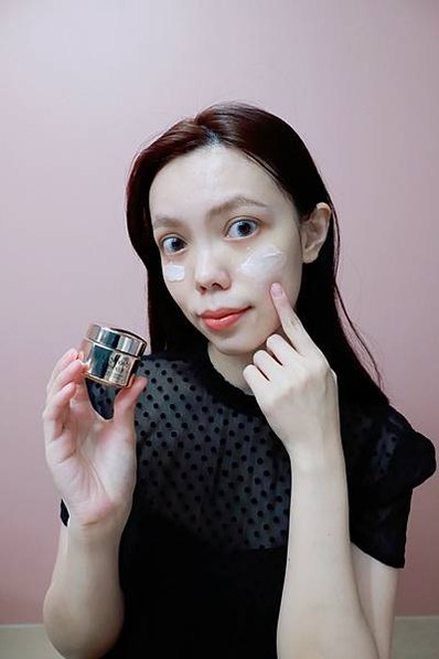 蘭蔻Lancôme 黃金玫瑰永生活萃 黃金玫瑰修護乳霜14