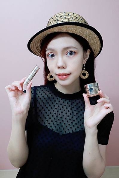 蘭蔻Lancôme 黃金玫瑰永生活萃 黃金玫瑰修護乳霜17