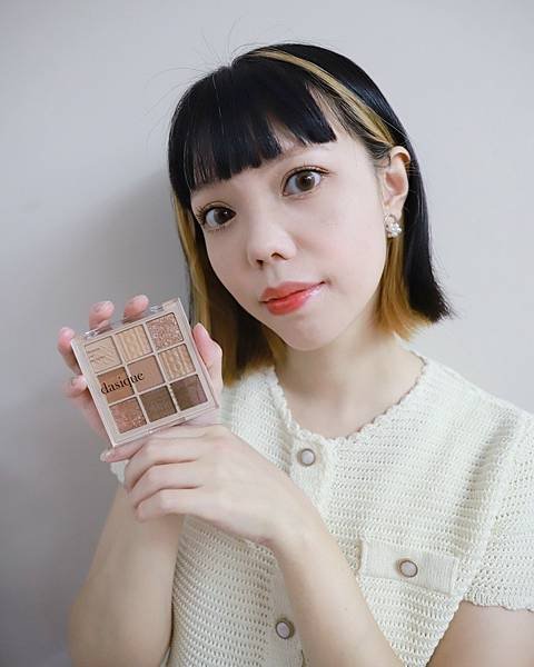 Dasique 毛衣九宮格眼影盤05