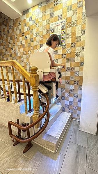 【體驗舖】樓梯升降椅第一品牌｜羅布森台灣製造MIT精品｜老人