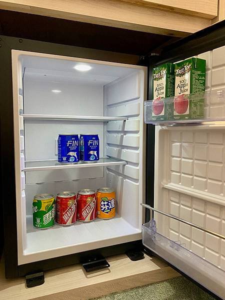 桃園旅遊 桃園飯店 桃園住宿 石門福華 行政套房 minibar