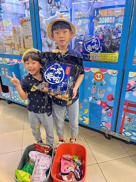 ⭐台中南屯新景點-⭐ 服務親切 送超多!! 每天都有不同活動