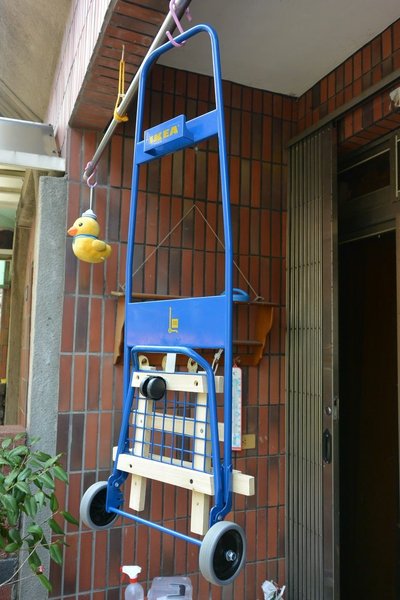 犬 DIY〉兩輪手推車變身寵物推車 V2.0