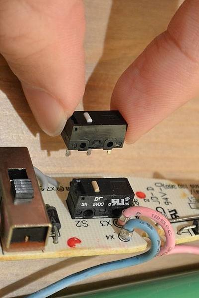 DIY〉博世電動起子 Bosch IXO．更換微動開關 ZI