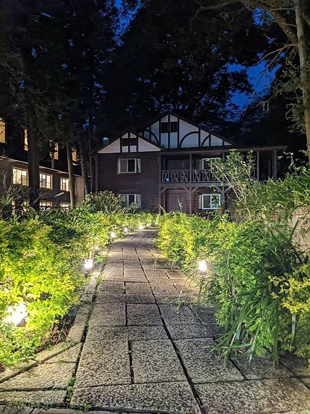 LINE_ALBUM_2022417_220417_226