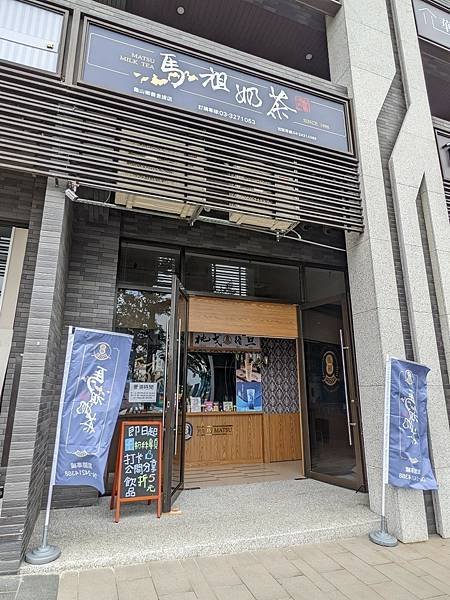 LINE_ALBUM_2022620_220620_0